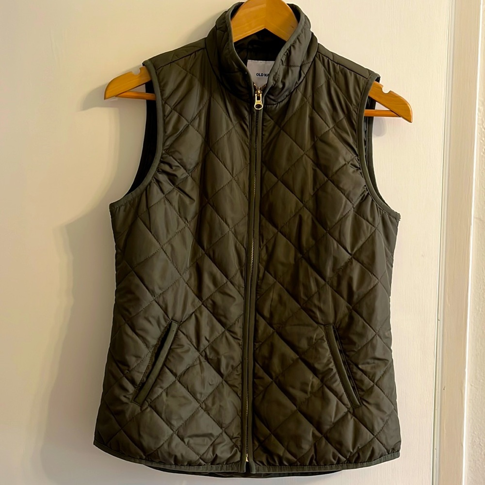 Old Navy Quilted Vest XS
